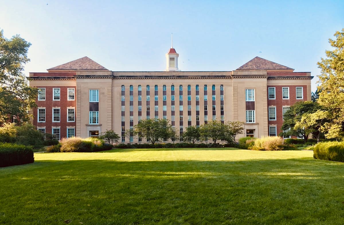 Gulistan-e-Jauhar campus atmosphere